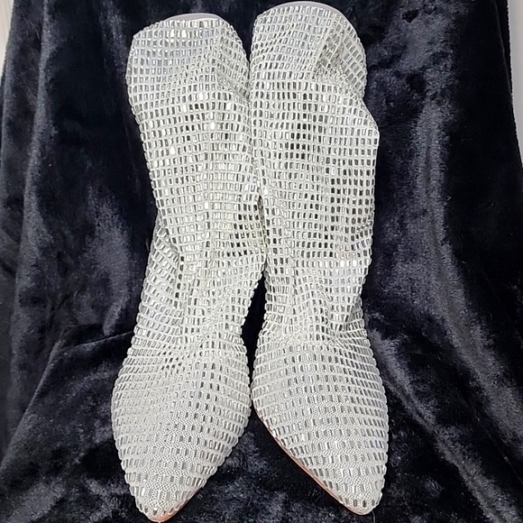 Azalea Wang White Embellished Stilleto Bootie 8.5/9 - Picture 3 of 11